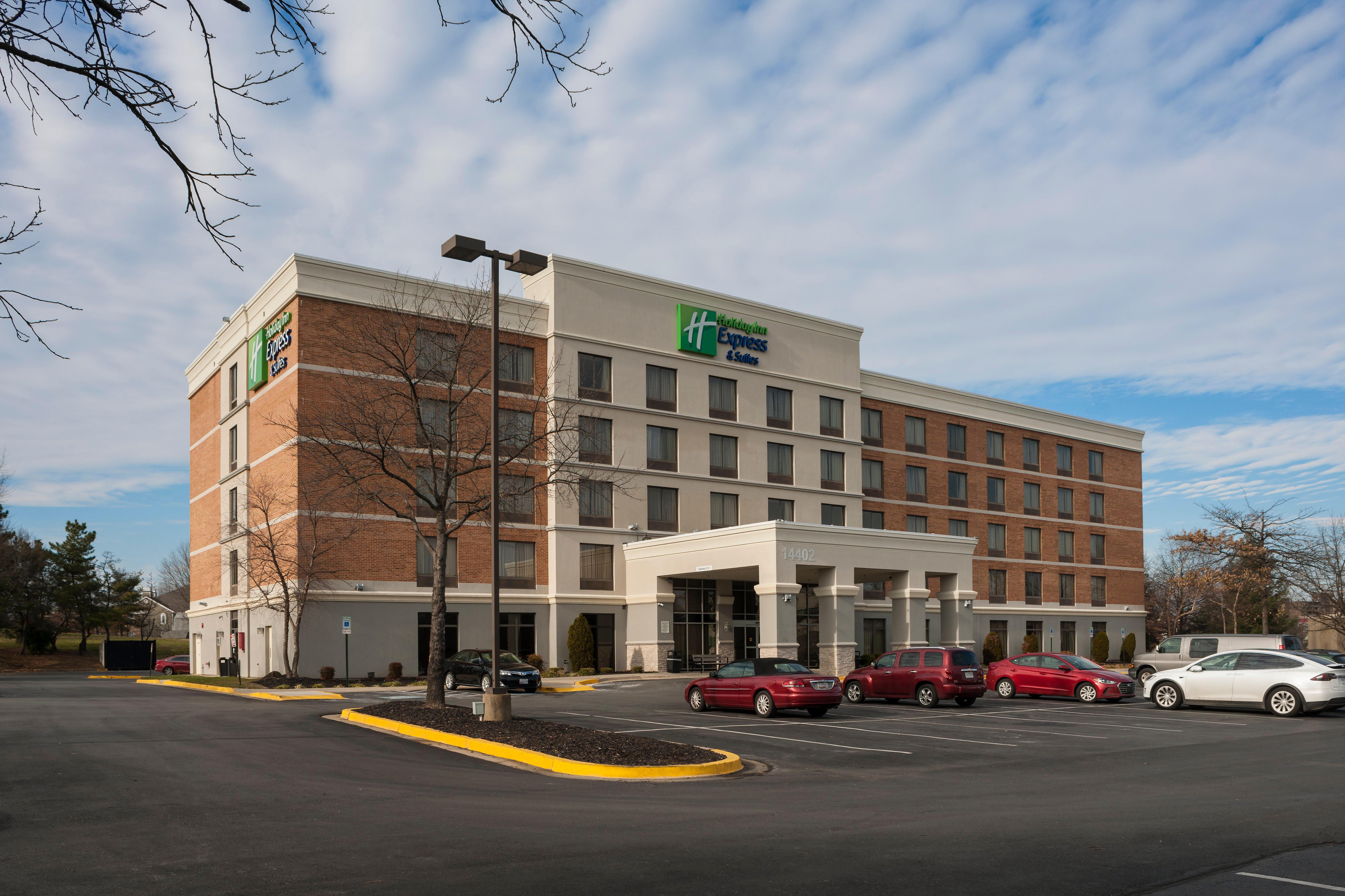 Holiday Inn Express & Suites Laurel Lakes By Ihg Exterior foto