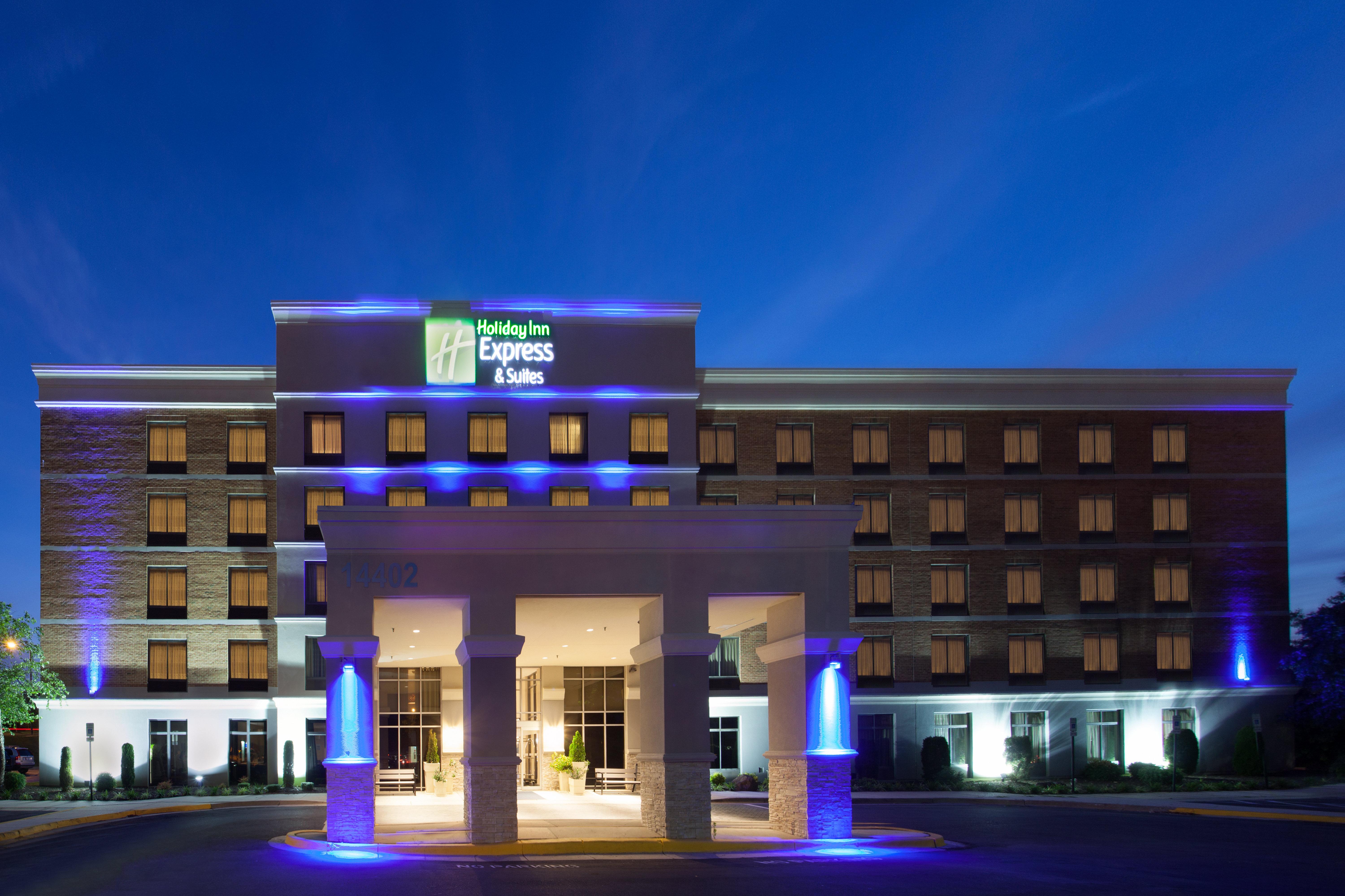 Holiday Inn Express & Suites Laurel Lakes By Ihg Exterior foto